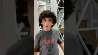 Esmanurun abisi Abuzittin Aslı yarene hediye aldı 